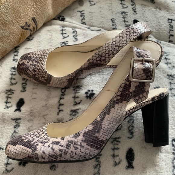 Franco Sarto snake print Slingback heels size 8 - Picture 14 of 14